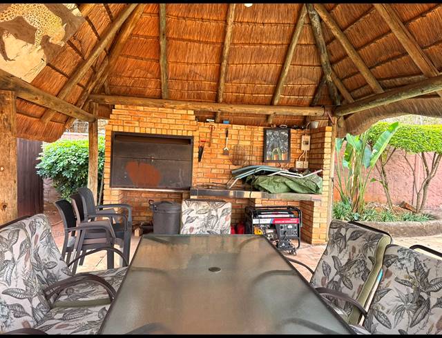4 BEDROOM HOUSE FOR SALE IN CASHAN